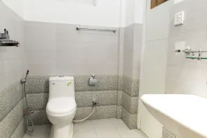 Urban Retreat Studio Apartment - Image 4