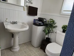 Entire charming and private cottage in Winnipeg Beach - Image 2