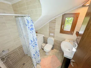 Traditional Fully Private Villa with Pool - Image 2