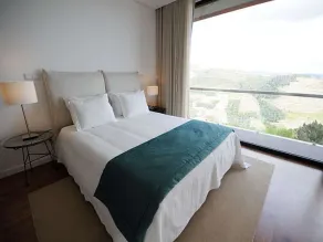 Outstanding Pinhao Villa 4 Bedrooms Villa Gouva Pool Table - Image 5