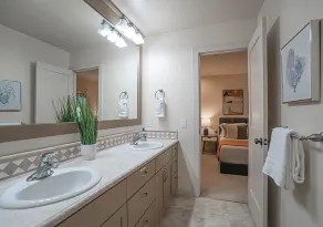 Kirkland's Expansive Custom-Built Family Haven Near Juanita - Image 4