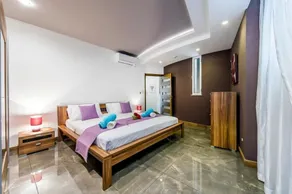 Villa Panorama - Luxury Villa with Indoor and Outdoor Pools - Image 4
