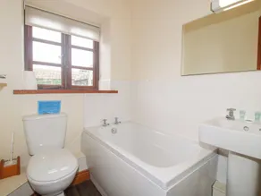 THE ONIBURY, family friendly, with pool in Ludlow - Image 5