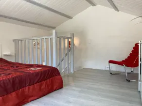 Dovecote den 19: e 45m2, helrenoverad. - Image 4