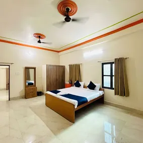 Kashi Palace Hotel and Banquet - Image 4