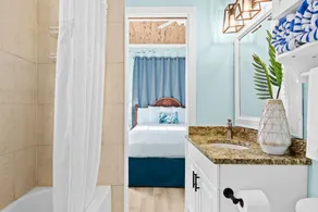 Suite w/ Shared Pool, High-Speed WiFi - Steps to the Beach, Snowbird-Friendly - Image 3