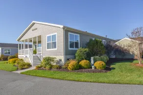 Beautiful home-waterfront, beach, pools, family fun & pets! - Image 3