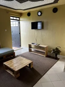 Impeccable homely 1-Bed Apartment in Nairobi - Image 3