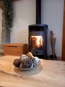 Smukt restaureret sommerhus, al komfort i hjertet af Margeride - Image 2