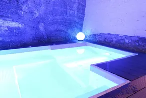 Suite « Las Golondrinas » avec vue montagne, accès illimité au spa et cave à vin - Image 5