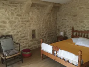Très jolie Maison en pierre au cœur du village de Vers Pont du Gard - Image 3