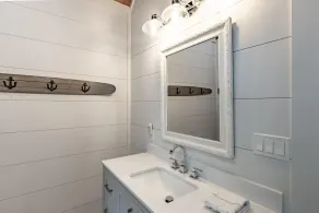 Atemberaubendes 5+ Schlafzimmer, 3 Badezimmer Cottage am südlichen Ende des Lake Muskoka! Ganztägig Sonne! - Image 3