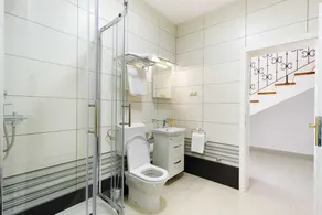 Villa affascinante e tranquilla di 3 camere da letto per 6 persone con piscina riscaldata - Image 3