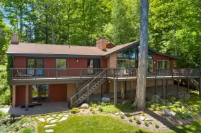 Beautiful Walloon Lake home near Boyne City!! - Image 4