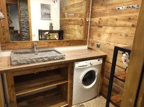 Grand appartement duplex  87 M²  8-10 pers , 4 chambres , parking couvert privé. - Image 2