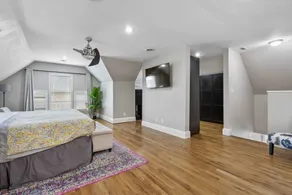 Stunning & Newest 100+ year old Historic Victorian - Image 5