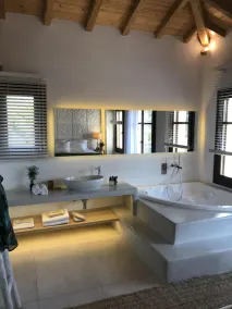Luxury two bedroom villa in skiathos with private pool and outstanding sea view - Image 3