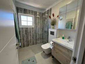 Fantastic end terraced house with private pool and garden in quiet residential area - Image 3