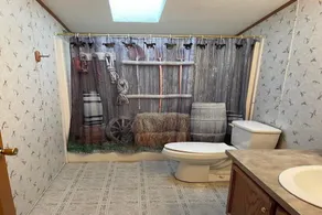 The Bunkhouse - Image 4