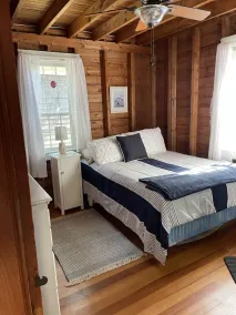 FIFA 40 minutes to Gillette Steps from the beach, charming cottage Plymouth Ma - Image 3