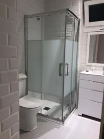 Appartement minimaliste au coeur de Bilbao, métro et parking à 50m - Image 2