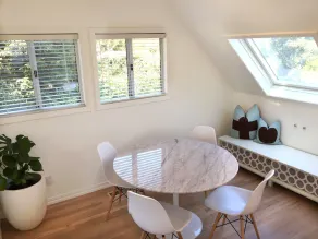 MAISON D'HÔTES DÉTACHÉE: Walk To Town, 1030 Sq Ft, 1 BR / 1. 5 BA, Mt. Tam Vie - Image 5
