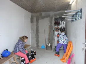 Chalet ai piedi delle piste e 5 minuti da negozi e scuola di sci - Image 2