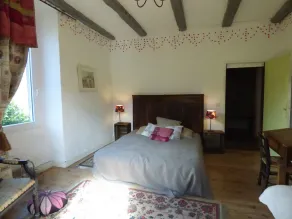 South Aveyron gîte on private riverside, sleeps 6 to 14 people - Image 5