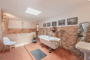 Maison de vacances 'Villa Can Lloret' avec vue sur les montagnes, Wi-Fi et climatisation. - Image 2