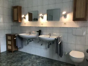 Ferienwohnung Grewe mit 77qm und Balkon - in Ruhiger Lage - Image 3