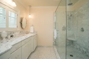 Historische Villa - Image 3
