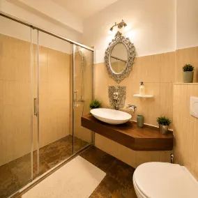 Baroq Central City Apartment - Image 4