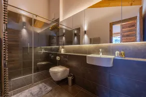 Grimpeur luxury duplex, Spa Access, in front of th - Image 5