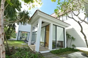 Luxury 3BRs Villas - Image 5