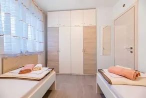 Apartment Lana - Image 2