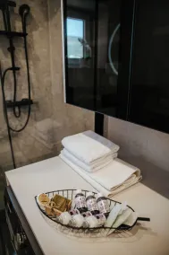 Apartment Datala - Image 5