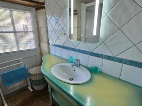Charming cottage in Southern Touraine, enclosed garden, 3 bedrooms - Image 2