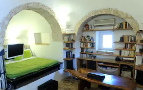 Very personal Trullo in a quiet, fenced olive grove, German owner - Image 4