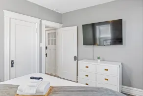 Dog-Friendly 2BR | Workspace + Long Stays - Image 5