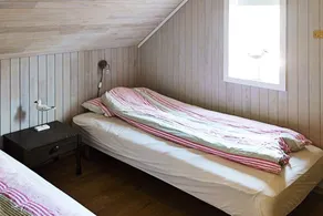 9 person holiday home in GURSKØY-By Traum - Image 5
