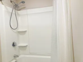 Private Apartment with private entrance, Full Bathroom, Living room, Kitchen - Image 5
