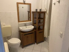 small cozy apartment in a very quiet location - Image 2