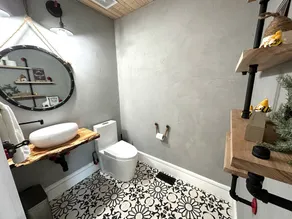 Cheerful 4 bedroom home w/ fireplace & game room - Image 3