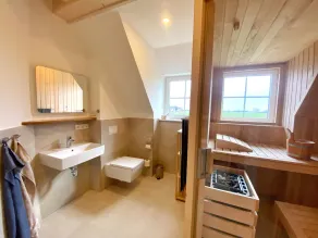 Thatched-roof house with Bodden view, sauna and fireplace in Dranske - Image 3