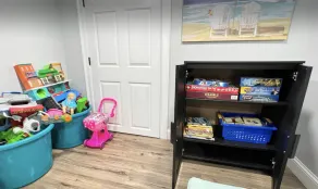4br & 2ba Ranch style house w/ huge backyard! - Image 3