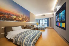 Private-Enjoyed Home Stanley International Apartment - Image 3