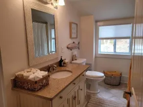 Prime Centerville Location.  One mile to Craigville beach RPMS044 - Image 4
