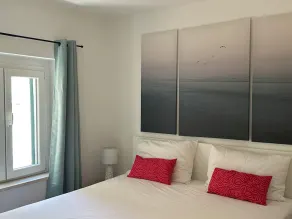 Spacious vacation apartment with sea view - Image 5