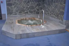 4308  Hot tub, sauna & more resort amenities  Altitude Adjustment - Image 3