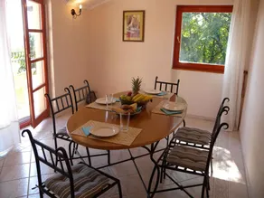 Casa vacacional con piscina y vistas al lago Balaton para familias - Image 4